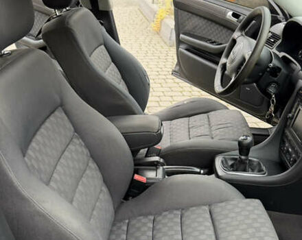 Черный Ауди А6, объемом двигателя 2.5 л и пробегом 344 тыс. км за 5300 $, фото 11 на Automoto.ua