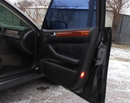 Черный Ауди А6, объемом двигателя 1.8 л и пробегом 380 тыс. км за 5500 $, фото 4 на Automoto.ua