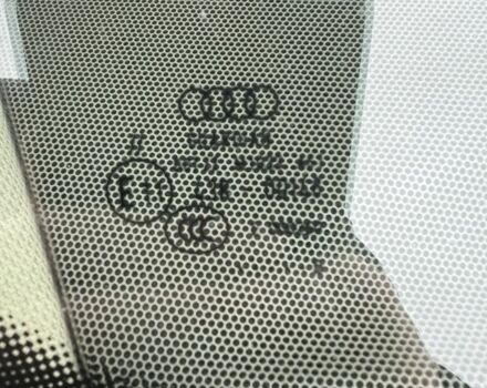 Чорний Ауді А6, об'ємом двигуна 2 л та пробігом 362 тис. км за 8000 $, фото 10 на Automoto.ua