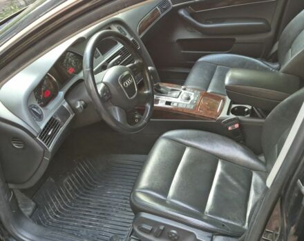 Чорний Ауді А6, об'ємом двигуна 2.4 л та пробігом 135 тис. км за 9999 $, фото 4 на Automoto.ua
