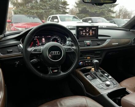 Чорний Ауді А6, об'ємом двигуна 2 л та пробігом 310 тис. км за 15999 $, фото 13 на Automoto.ua