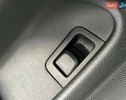 Чорний Ауді А6, об'ємом двигуна 2.77 л та пробігом 250 тис. км за 11700 $, фото 8 на Automoto.ua