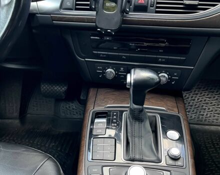 Черный Ауди А6, объемом двигателя 2.8 л и пробегом 211 тыс. км за 15500 $, фото 4 на Automoto.ua