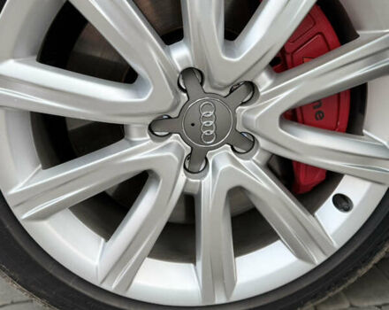 Черный Ауди А6, объемом двигателя 3 л и пробегом 243 тыс. км за 13000 $, фото 4 на Automoto.ua