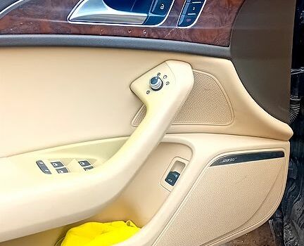 Чорний Ауді А6, об'ємом двигуна 2 л та пробігом 209 тис. км за 13500 $, фото 10 на Automoto.ua