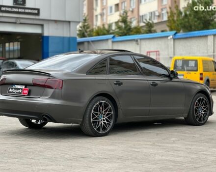 Чорний Ауді А6, об'ємом двигуна 2 л та пробігом 225 тис. км за 15940 $, фото 4 на Automoto.ua