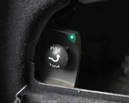 Чорний Ауді А6, об'ємом двигуна 2 л та пробігом 238 тис. км за 17999 $, фото 23 на Automoto.ua