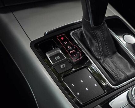 Чорний Ауді А6, об'ємом двигуна 2 л та пробігом 238 тис. км за 17999 $, фото 19 на Automoto.ua