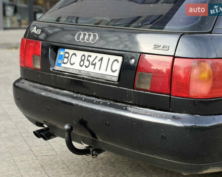 Черный Ауди А6, объемом двигателя 2.77 л и пробегом 331 тыс. км за 3350 $, фото 13 на Automoto.ua