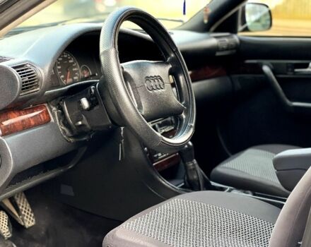 Чорний Ауді А6, об'ємом двигуна 2.8 л та пробігом 331 тис. км за 2800 $, фото 2 на Automoto.ua