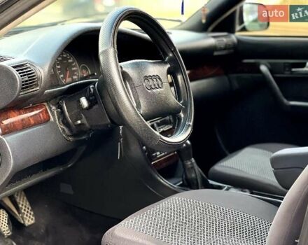Черный Ауди А6, объемом двигателя 2.8 л и пробегом 331 тыс. км за 2800 $, фото 1 на Automoto.ua