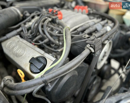 Черный Ауди А6, объемом двигателя 2.77 л и пробегом 331 тыс. км за 3350 $, фото 37 на Automoto.ua