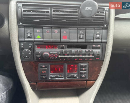 Черный Ауди А6, объемом двигателя 2.6 л и пробегом 273 тыс. км за 3500 $, фото 40 на Automoto.ua