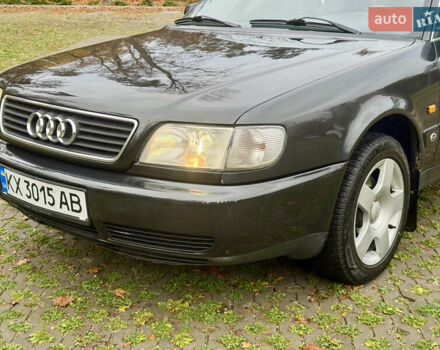 Черный Ауди А6, объемом двигателя 2.6 л и пробегом 273 тыс. км за 3500 $, фото 4 на Automoto.ua