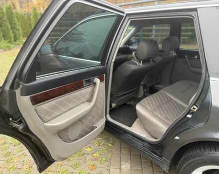 Ауді А6 1997 у Харкові на Automoto.ua Чорний Ауді А6, об'ємом двигуна 2.6 л та пробігом 273 тис. км за 3500 $, фото 13 на Automoto.ua