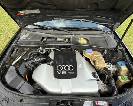 Черный Ауди А6, объемом двигателя 2.5 л и пробегом 350 тыс. км за 3699 $, фото 22 на Automoto.ua