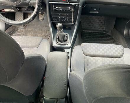 Ауді А6 1999 у Києві на Automoto.ua Чорний Ауді А6, об'ємом двигуна 1.78 л та пробігом 430 тис. км за 4500 $, фото 4 на Automoto.ua