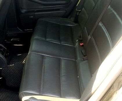 Черный Ауди А6, объемом двигателя 2.5 л и пробегом 303 тыс. км за 4000 $, фото 4 на Automoto.ua