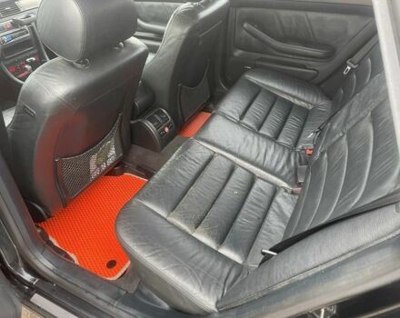 Черный Ауди А6, объемом двигателя 2.5 л и пробегом 330 тыс. км за 4500 $, фото 5 на Automoto.ua