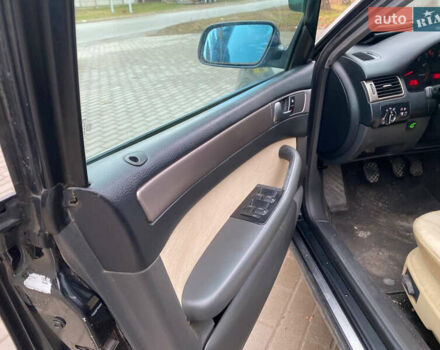 Черный Ауди А6, объемом двигателя 1.78 л и пробегом 450 тыс. км за 3500 $, фото 6 на Automoto.ua