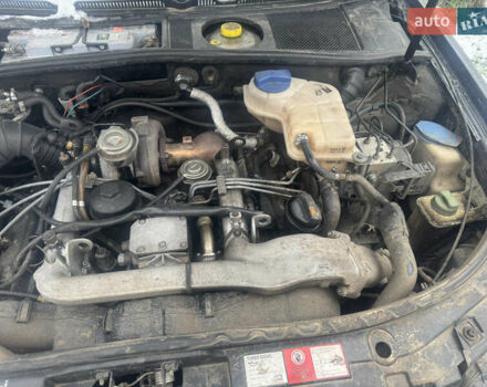 Черный Ауди А6, объемом двигателя 2.5 л и пробегом 338 тыс. км за 5400 $, фото 21 на Automoto.ua