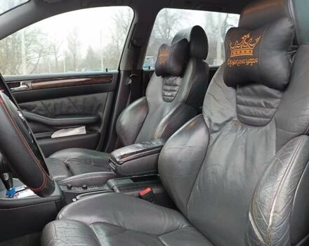 Черный Ауди А6, объемом двигателя 2.5 л и пробегом 370 тыс. км за 4000 $, фото 4 на Automoto.ua