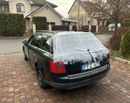 Черный Ауди А6, объемом двигателя 2.5 л и пробегом 300 тыс. км за 1500 $, фото 11 на Automoto.ua