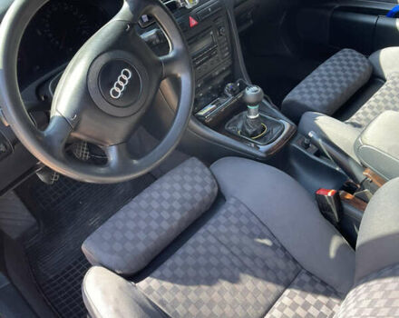 Черный Ауди А6, объемом двигателя 2.5 л и пробегом 300 тыс. км за 4150 $, фото 7 на Automoto.ua