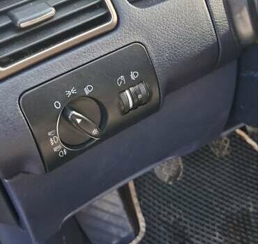 Черный Ауди А6, объемом двигателя 2.5 л и пробегом 383 тыс. км за 4650 $, фото 6 на Automoto.ua