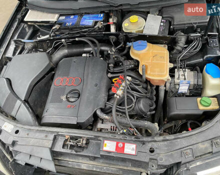 Черный Ауди А6, объемом двигателя 1.78 л и пробегом 450 тыс. км за 3500 $, фото 10 на Automoto.ua