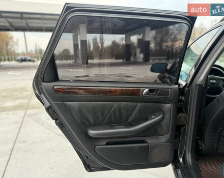 Черный Ауди А6, объемом двигателя 2.5 л и пробегом 376 тыс. км за 3999 $, фото 19 на Automoto.ua