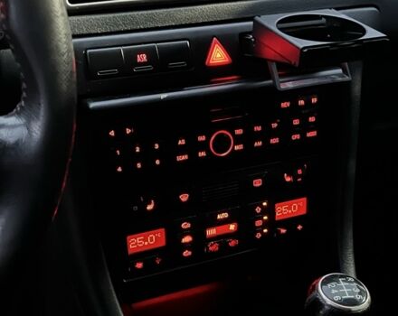 Черный Ауди А6, объемом двигателя 2.5 л и пробегом 380 тыс. км за 1999 $, фото 8 на Automoto.ua