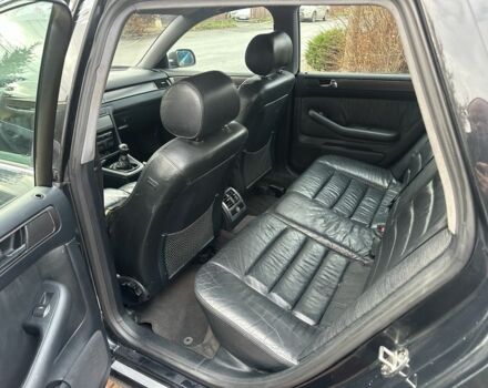 Черный Ауди А6, объемом двигателя 2.5 л и пробегом 300 тыс. км за 1500 $, фото 13 на Automoto.ua