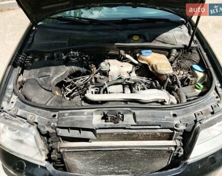 Черный Ауди А6, объемом двигателя 2.5 л и пробегом 395 тыс. км за 4500 $, фото 3 на Automoto.ua