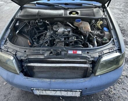 Черный Ауди А6, объемом двигателя 2.5 л и пробегом 460 тыс. км за 1000 $, фото 2 на Automoto.ua