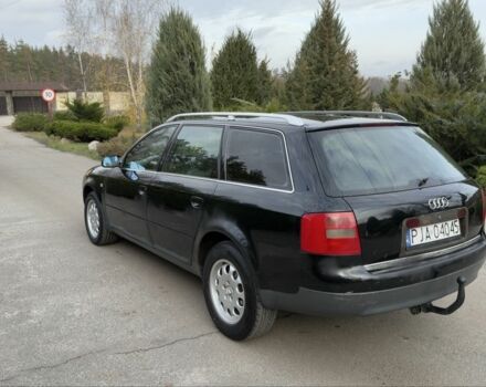 Черный Ауди А6, объемом двигателя 1.8 л и пробегом 300 тыс. км за 1750 $, фото 6 на Automoto.ua