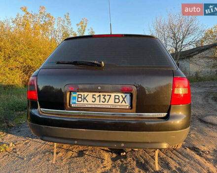 Черный Ауди А6, объемом двигателя 2.5 л и пробегом 384 тыс. км за 4800 $, фото 3 на Automoto.ua