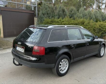 Черный Ауди А6, объемом двигателя 1.8 л и пробегом 300 тыс. км за 1750 $, фото 4 на Automoto.ua