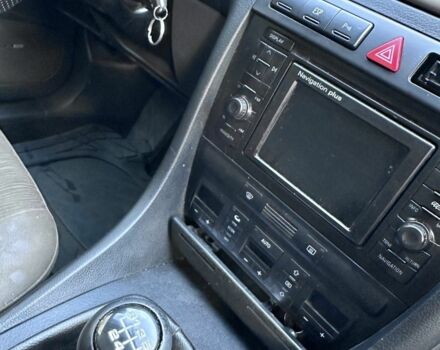 Черный Ауди А6, объемом двигателя 2.5 л и пробегом 460 тыс. км за 1000 $, фото 5 на Automoto.ua