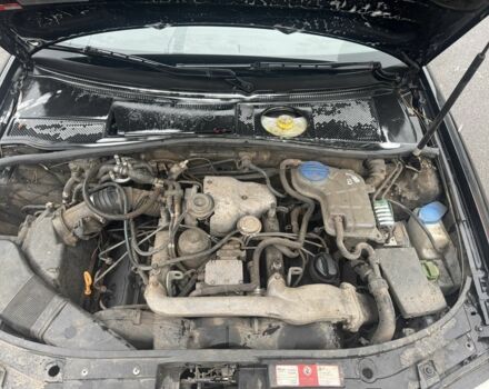 Черный Ауди А6, объемом двигателя 2.5 л и пробегом 300 тыс. км за 2350 $, фото 15 на Automoto.ua