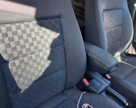 Черный Ауди А6, объемом двигателя 1.9 л и пробегом 369 тыс. км за 5510 $, фото 23 на Automoto.ua