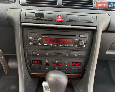 Черный Ауди А6, объемом двигателя 2.5 л и пробегом 350 тыс. км за 3200 $, фото 16 на Automoto.ua