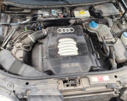 Черный Ауди А6, объемом двигателя 2.4 л и пробегом 230 тыс. км за 3300 $, фото 7 на Automoto.ua