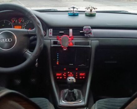 Чорний Ауді А6, об'ємом двигуна 2.5 л та пробігом 260 тис. км за 3188 $, фото 10 на Automoto.ua