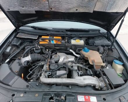 Чорний Ауді А6, об'ємом двигуна 2.5 л та пробігом 260 тис. км за 3188 $, фото 14 на Automoto.ua