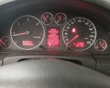 Черный Ауди А6, объемом двигателя 2.5 л и пробегом 337 тыс. км за 3200 $, фото 6 на Automoto.ua