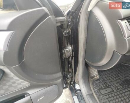 Ауді А6 2004 у Луцьку на Automoto.ua Чорний Ауді А6, об'ємом двигуна 2.5 л та пробігом 402 тис. км за 4800 $, фото 12 на Automoto.ua