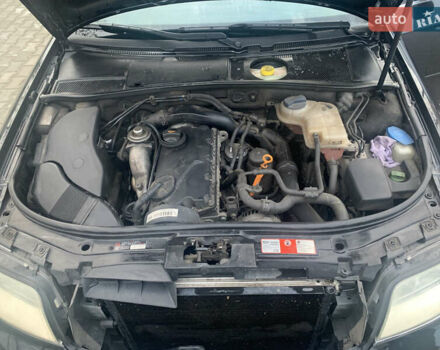 Чорний Ауді А6, об'ємом двигуна 1.9 л та пробігом 377 тис. км за 5800 $, фото 17 на Automoto.ua