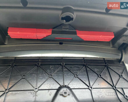 Чорний Ауді А6, об'ємом двигуна 1.97 л та пробігом 287 тис. км за 8400 $, фото 29 на Automoto.ua