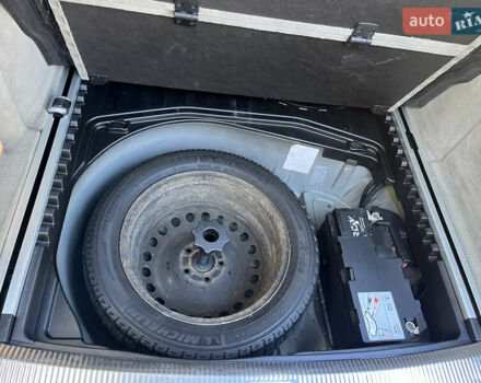 Ауді А6 2006 у Бердичеве на Automoto.ua Чорний Ауді А6, об'ємом двигуна 2.4 л та пробігом 282 тис. км за 8200 $, фото 10 на Automoto.ua